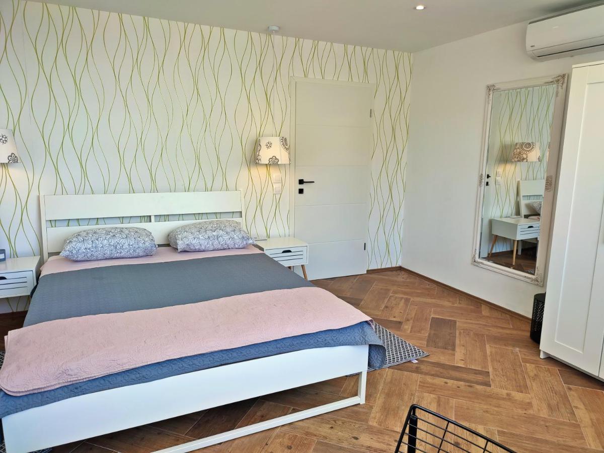 Apartments Gareta Gradac  Eksteriør billede