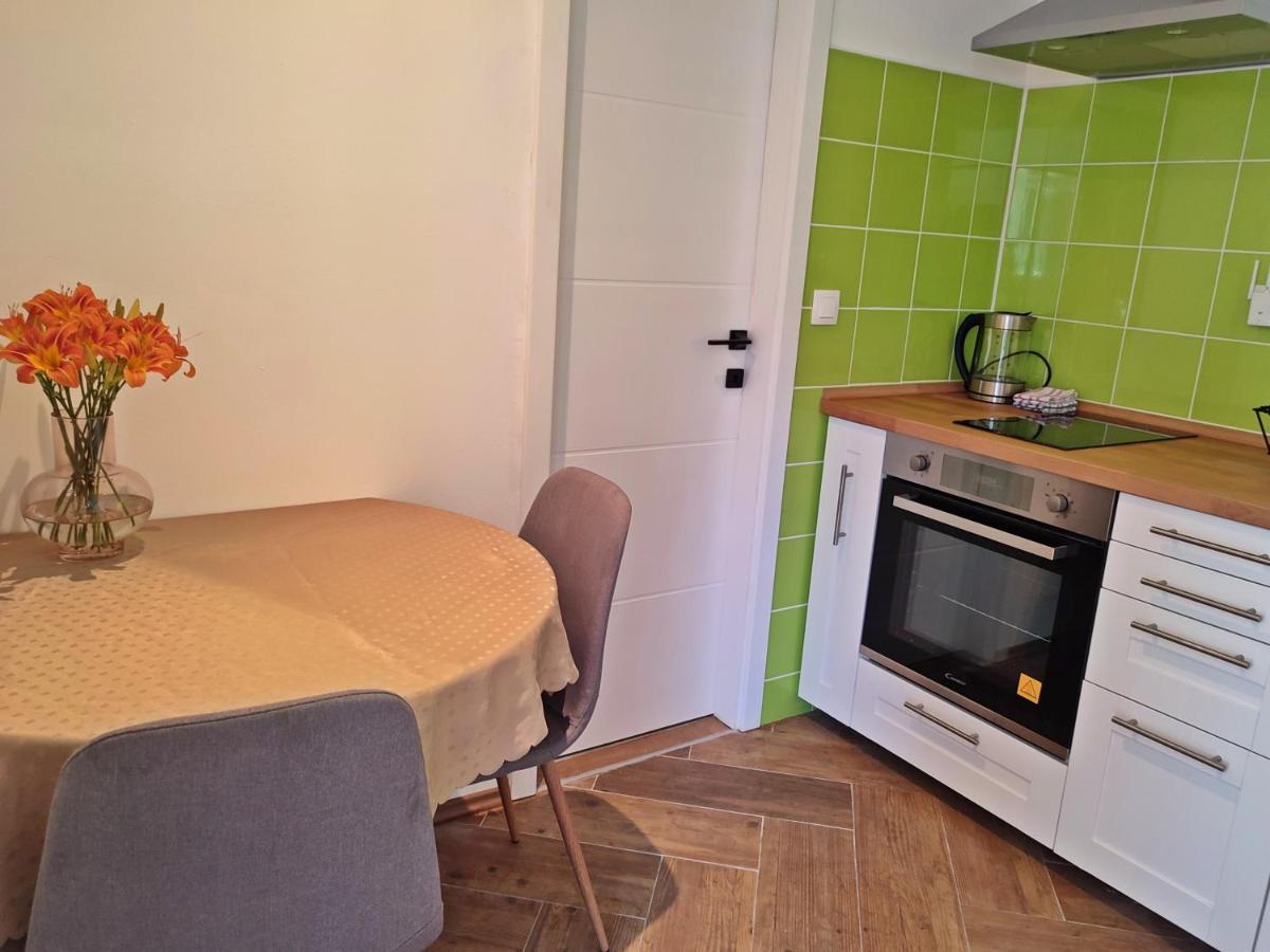 Apartments Gareta Gradac  Eksteriør billede